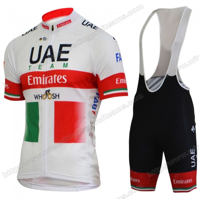 UAE EMIRATES Italy Champion Fietskleding Set Fietsshirt Met Korte Mouwen+Korte Koersbroek Bib 2020 GDBVN UAE EMIRATES Italy Champion Fietskleding Set Fietsshirt Met Korte Mouwen+Korte Koersbroek Bib 2020 GDBVN